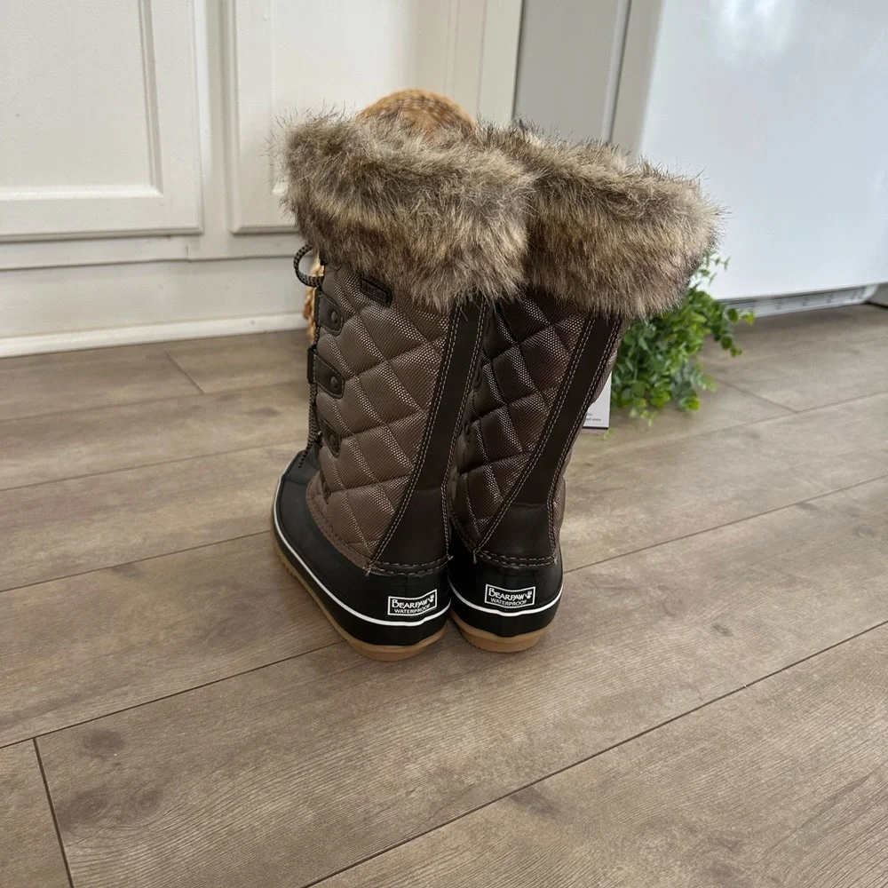 New Bearpaw Mckinley Women's Insulated Tall Winter Boots Water Proof Size 5